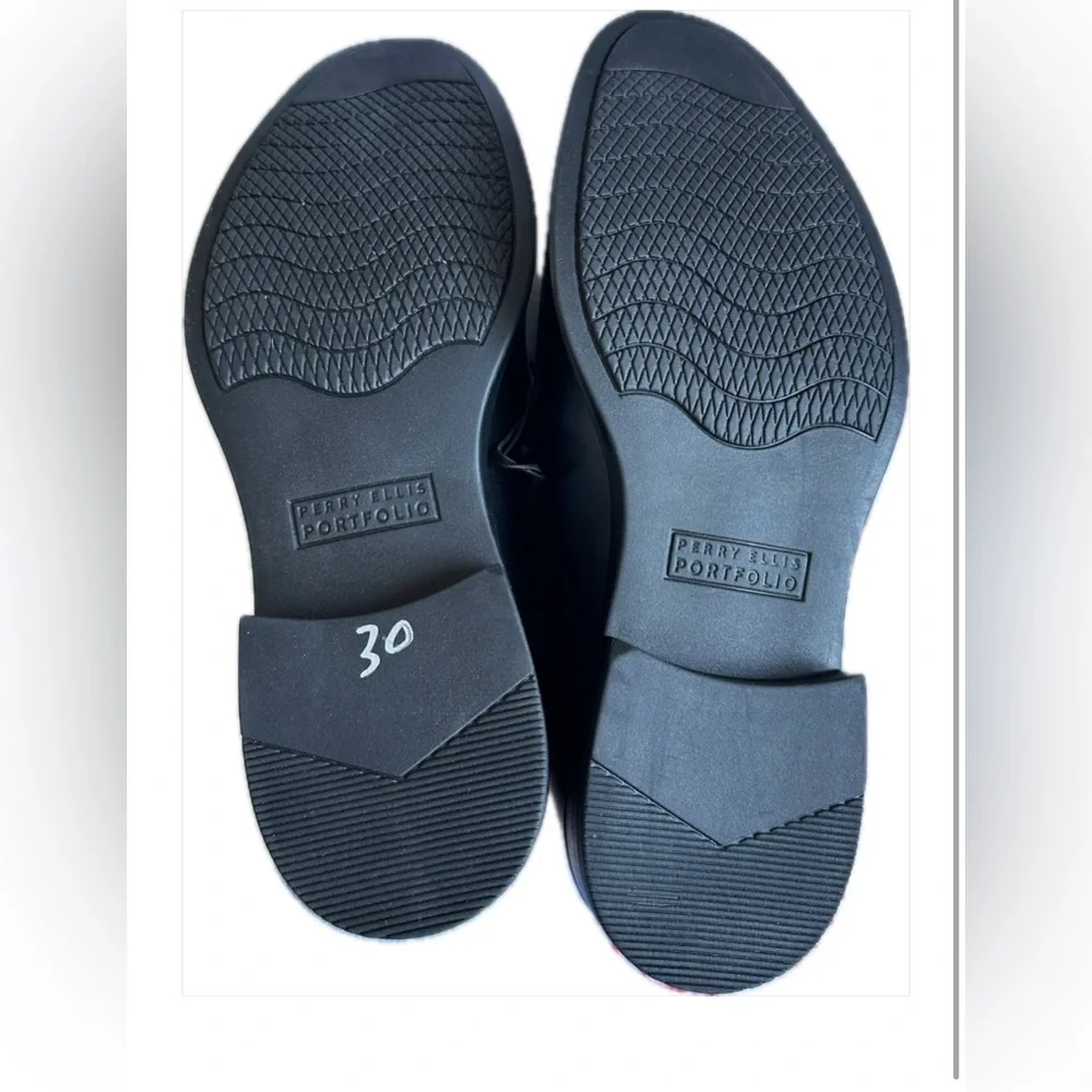 Perry Ellis classic black